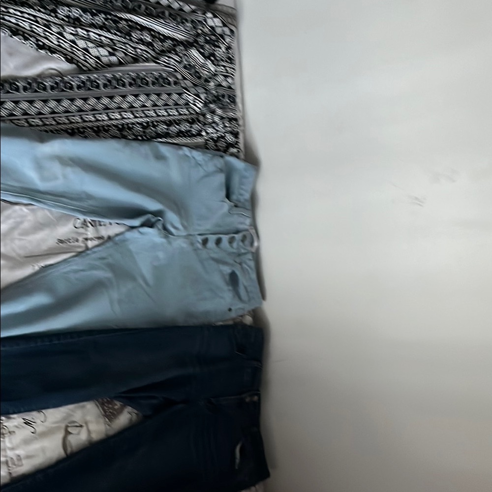 Stylish Blue and Black Jeans Set
